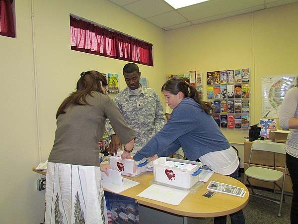 Welcome Home Troops photo of Volunteers working in an office